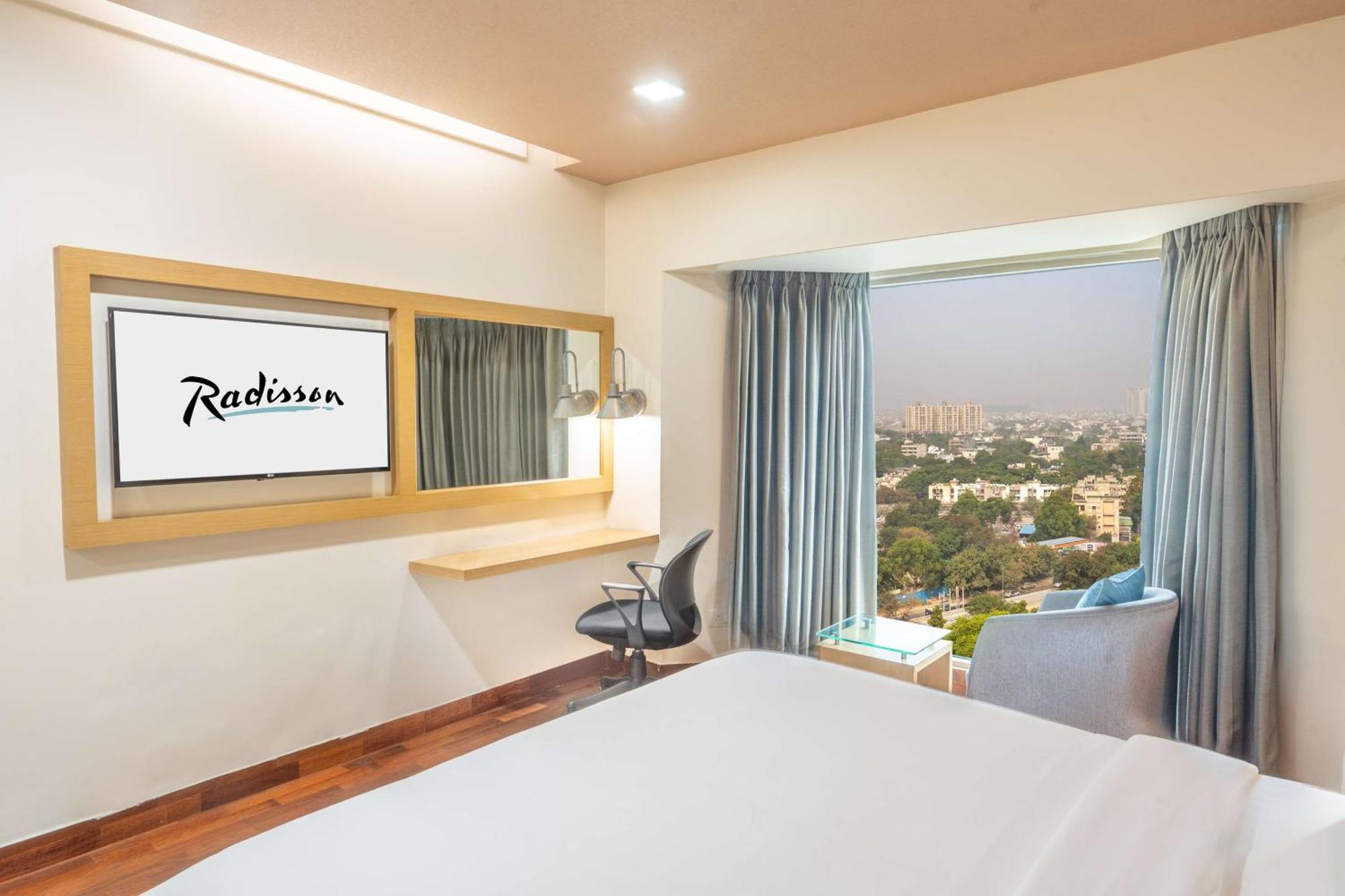 Radisson Gurugram Sohna Road City Center Gurgaon Luaran gambar
